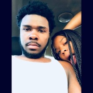 Meet your Posher, Nickiya